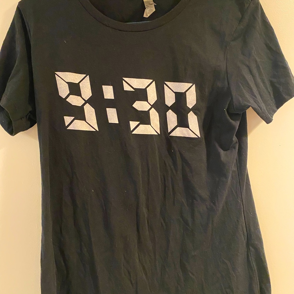 9:30 CLUB TEE
